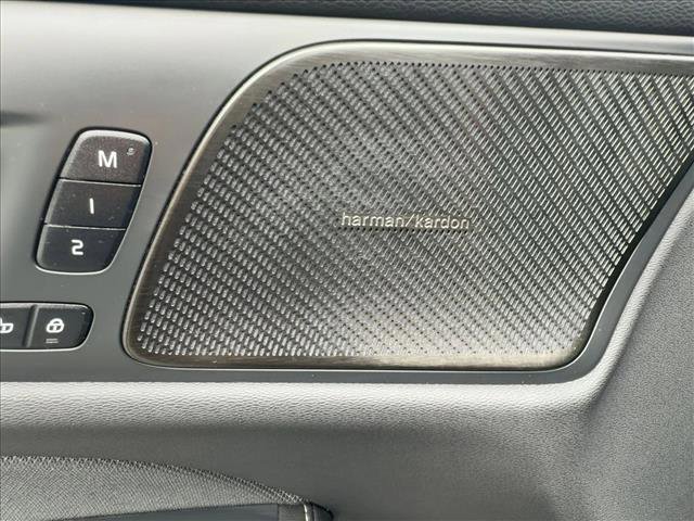 Certified 2024 Volvo S60 T8 Plus image 28