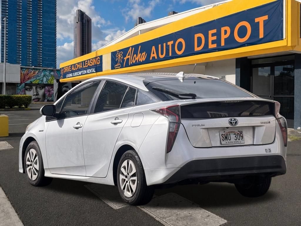 Used 2016 Toyota Prius Two FWD image 3