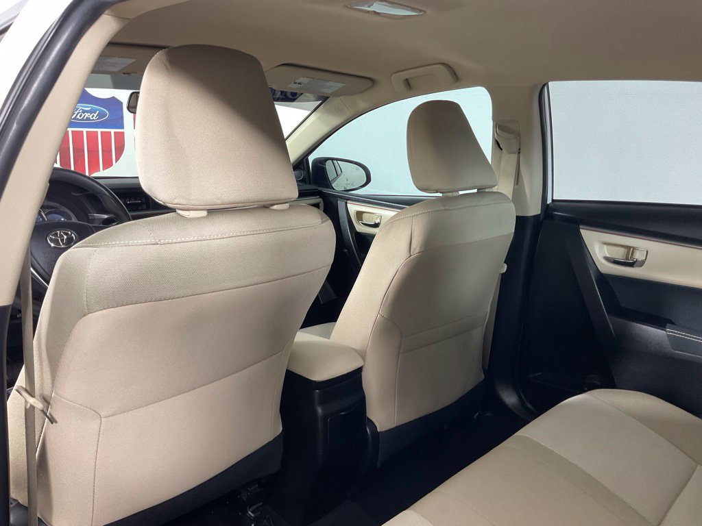 Used 2016 Toyota Corolla LE FWD image 15
