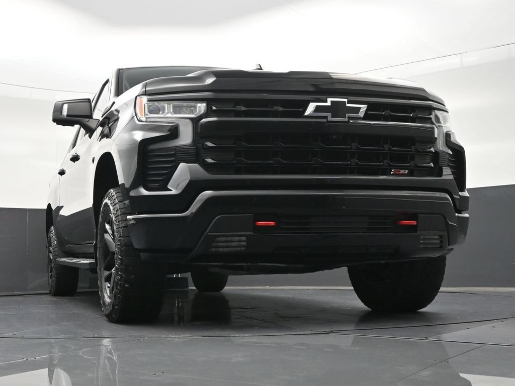 Used 2023 Chevrolet Silverado 1500 LT Trail Boss w/ LT Trail Boss Premium Package AWD/4WD image 35