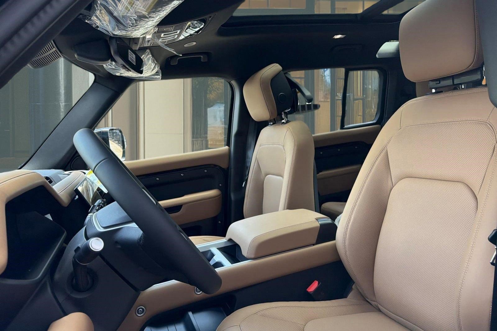 New 2026 Land Rover Defender 110 X-Dynamic SE AWD/4WD image 21