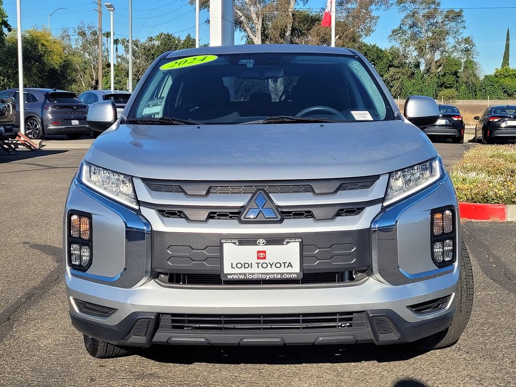 Used 2024 Mitsubishi Outlander Sport ES AWD/4WD image 2