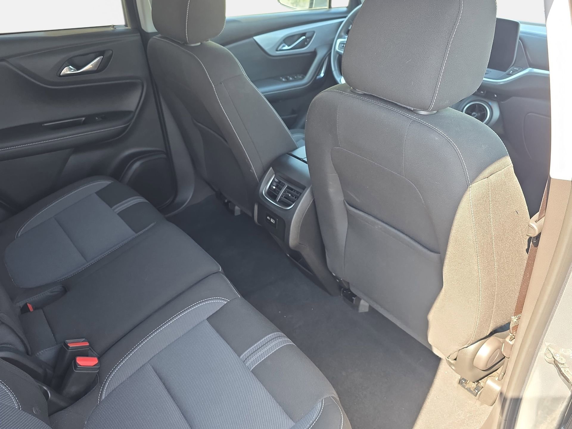 Used 2023 Chevrolet Blazer LT w/ Convenience Package image 11