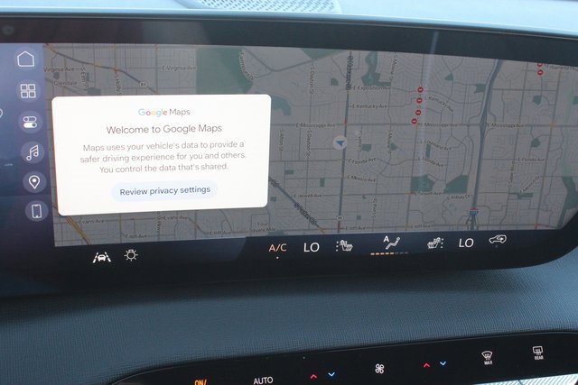 New 2026 Buick Enclave Sport Touring w/ Power Package image 3