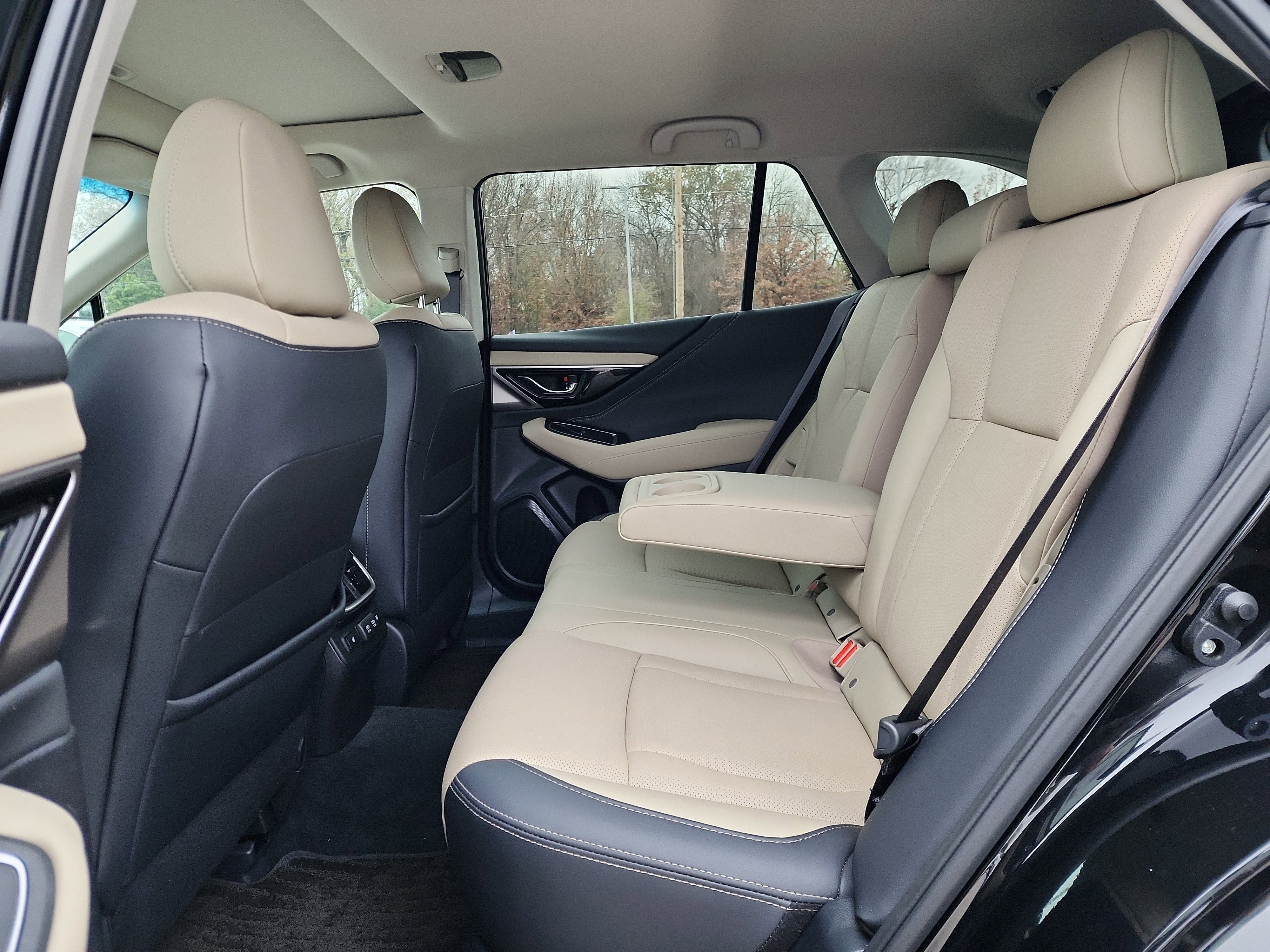 Certified 2022 Subaru Outback Limited image 11