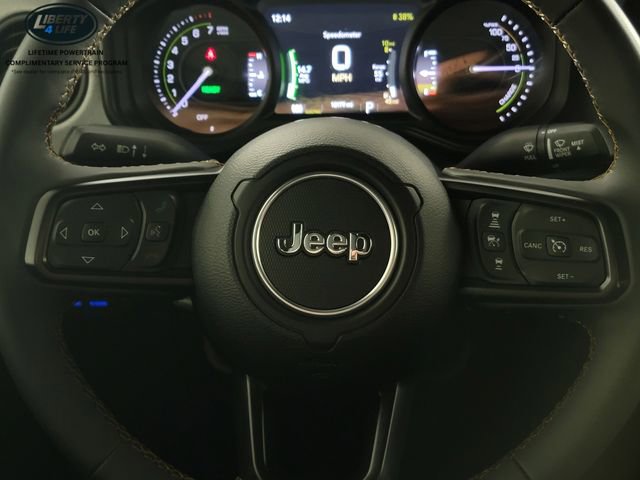 Used 2024 Jeep Wrangler Unlimited AWD/4WD image 25
