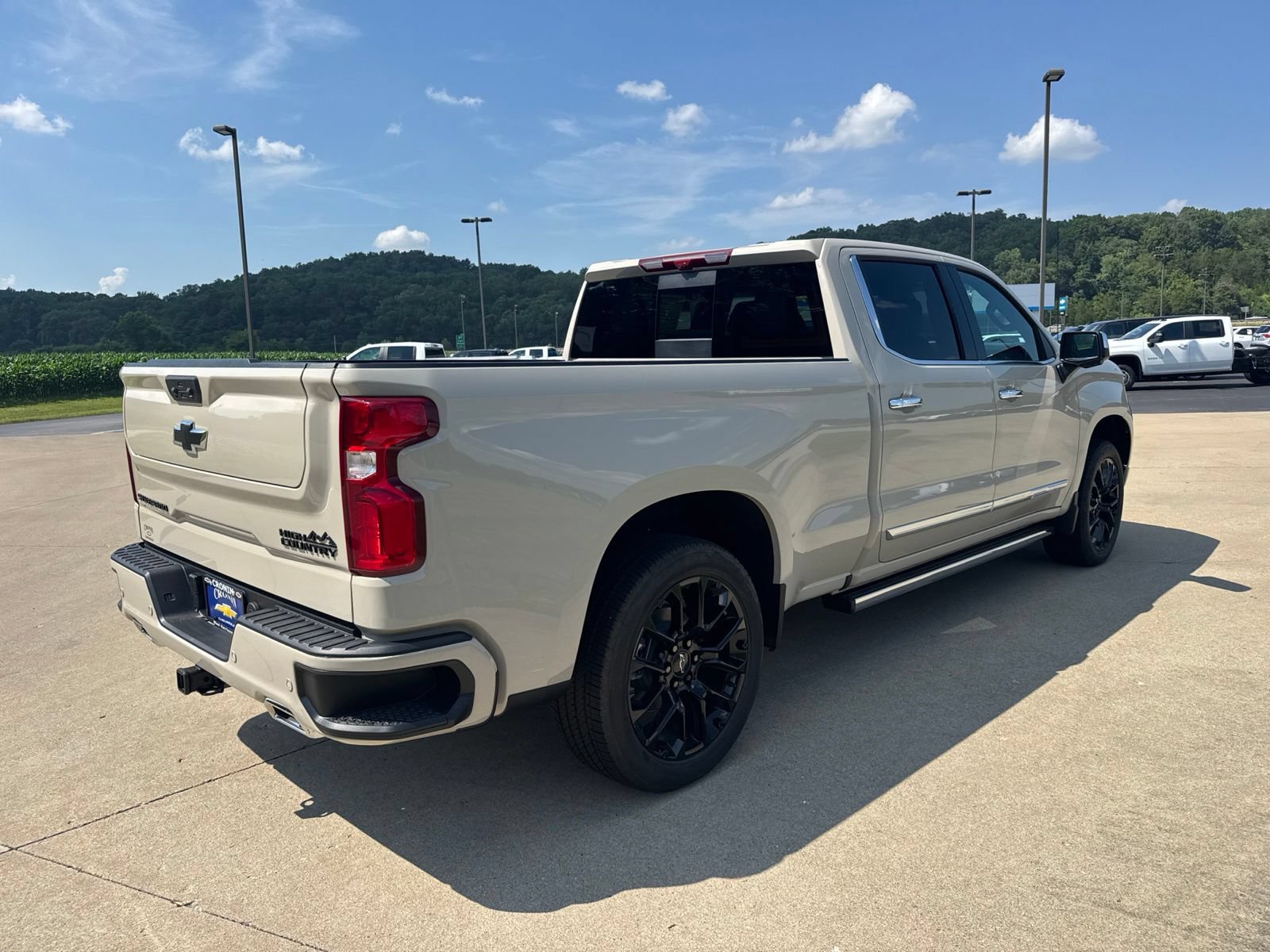 New 2026 Chevrolet Silverado 1500 High Country w/ Technology Package AWD/4WD image 4