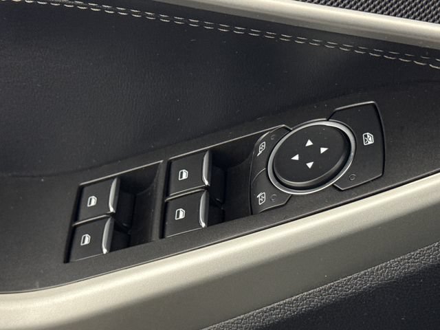 Used 2021 Ford Explorer XLT AWD/4WD image 50