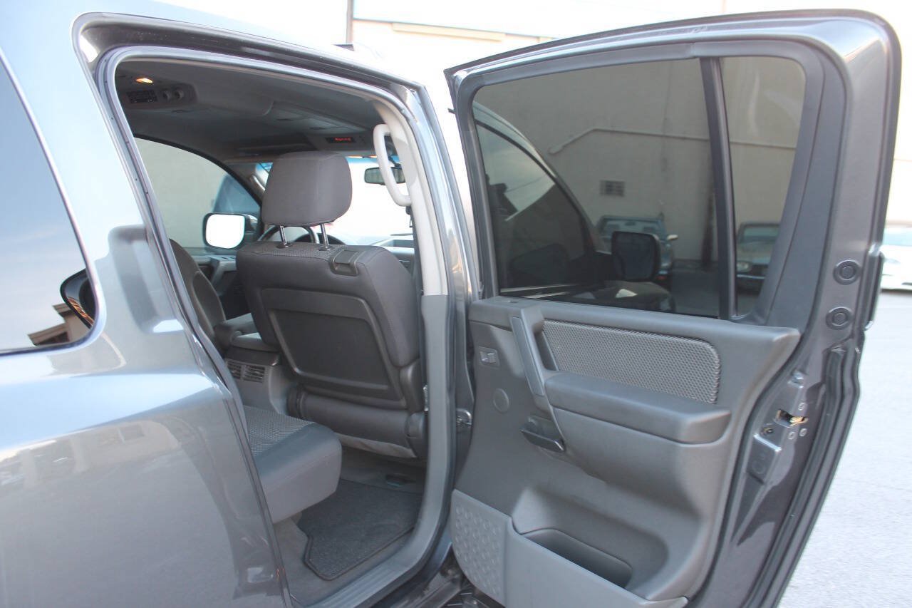 Used 2007 Nissan Armada SE RWD image 26