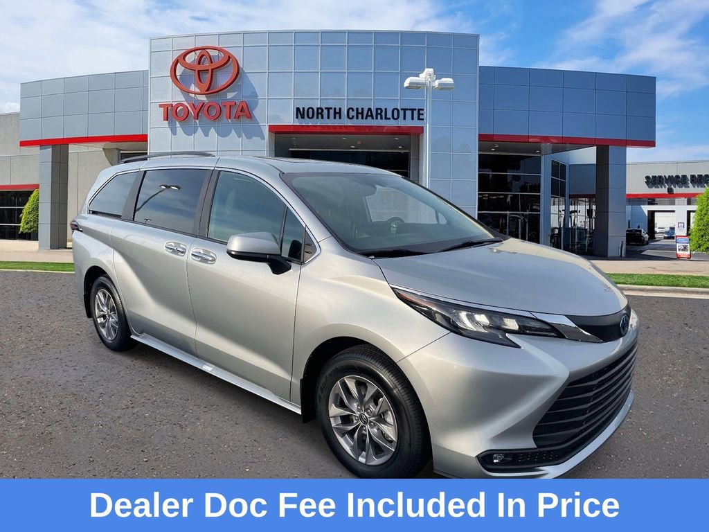 Used 2025 Toyota Sienna XLE