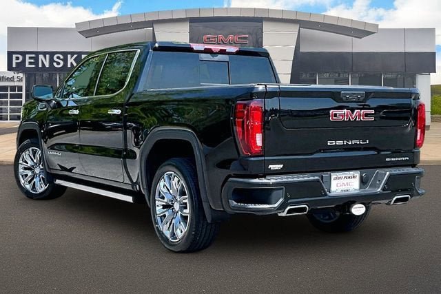 Used 2023 GMC Sierra 1500 Denali w/ Denali Reserve Package AWD/4WD image 12