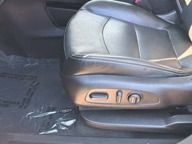 Used 2022 GMC Terrain SLT w/ Infotainment Package II FWD image 16