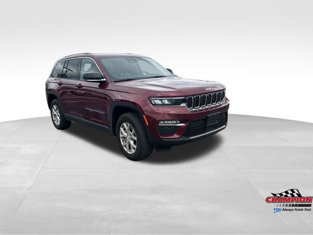 Used 2023 Jeep Grand Cherokee Limited AWD/4WD image 6