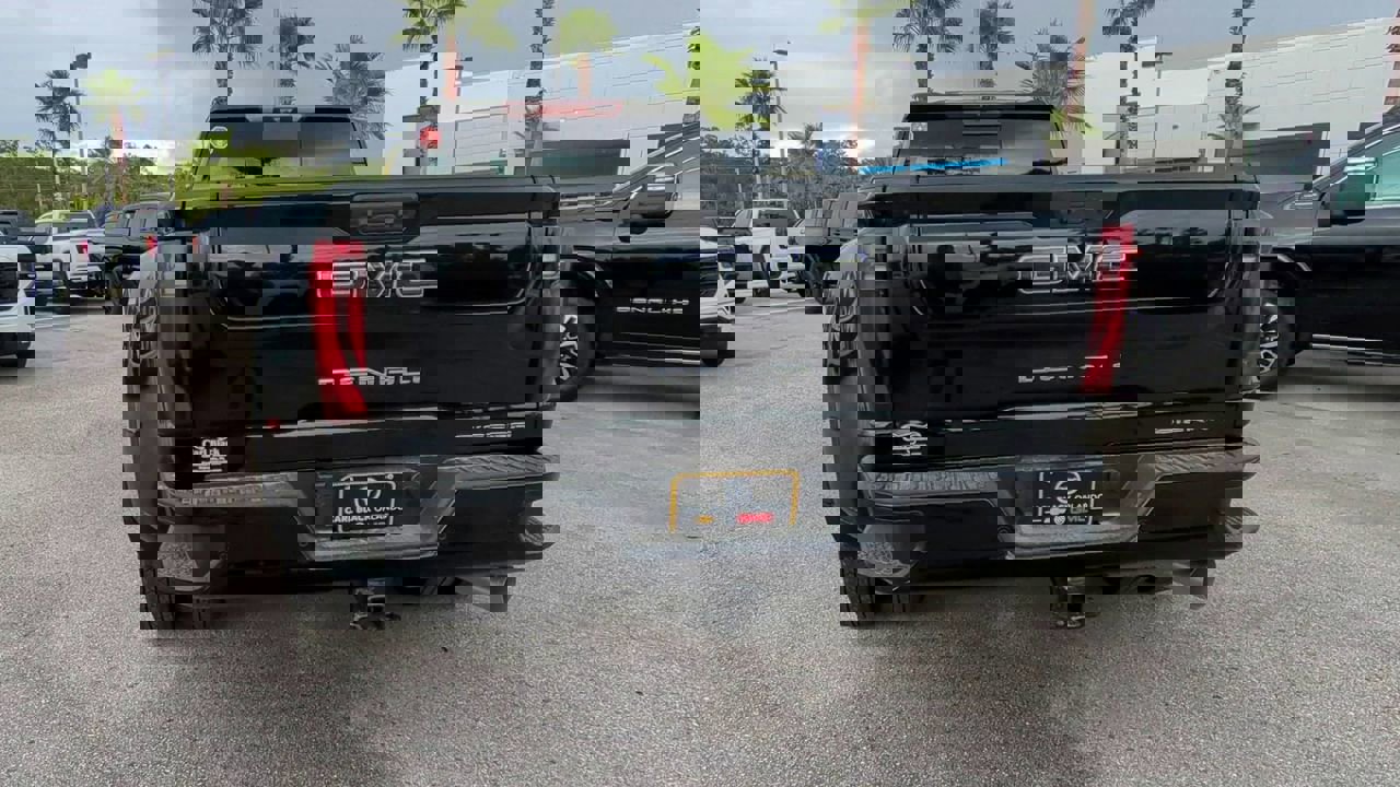 New 2026 GMC Sierra 3500 Denali Ultimate image 7