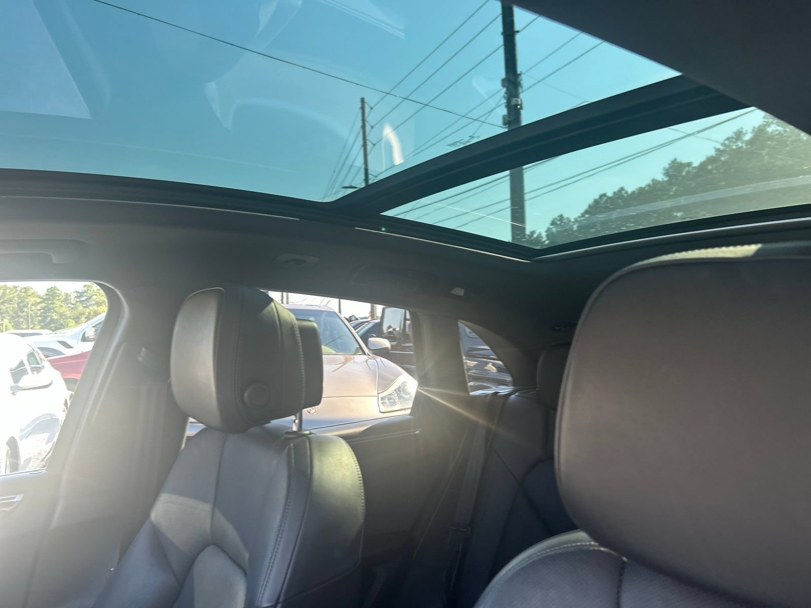 Used 2018 Porsche Macan Sport Edition AWD/4WD image 21
