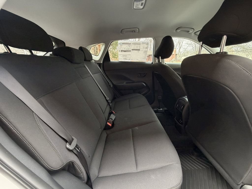 New 2026 Hyundai Kona SE image 21