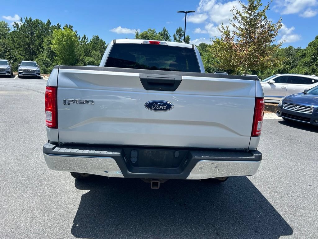 Used 2016 Ford F150 XLT w/ Equipment Group 301A Mid AWD/4WD image 4