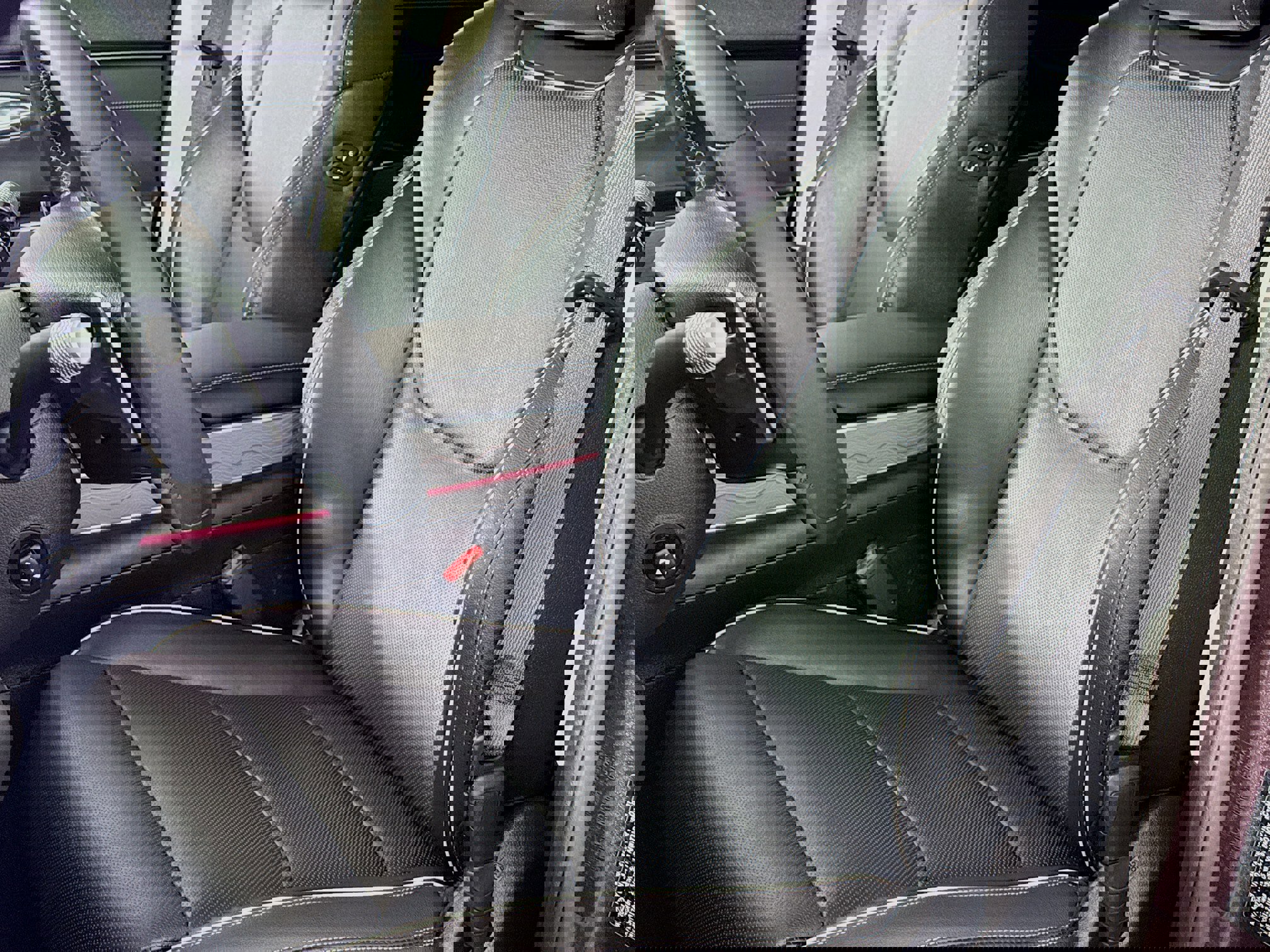 Used 2022 Genesis GV70 2.5T w/ Advanced Package image 21