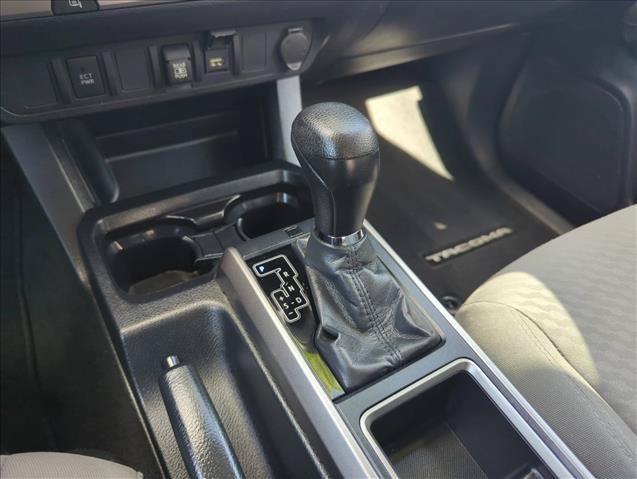 Used 2020 Toyota Tacoma SR5 RWD image 10