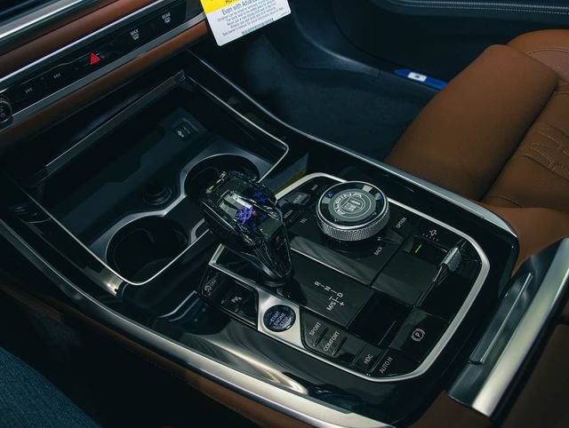 New 2026 BMW ALPINA XB7 AWD/4WD image 20