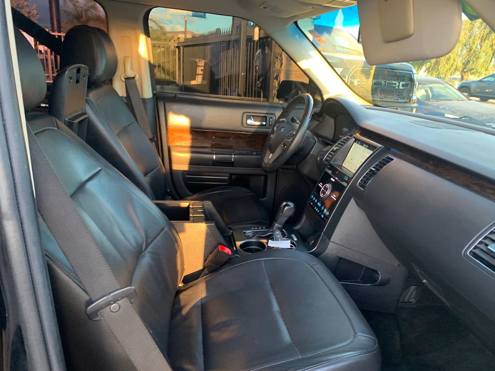 Used 2018 Ford Flex Limited FWD image 7