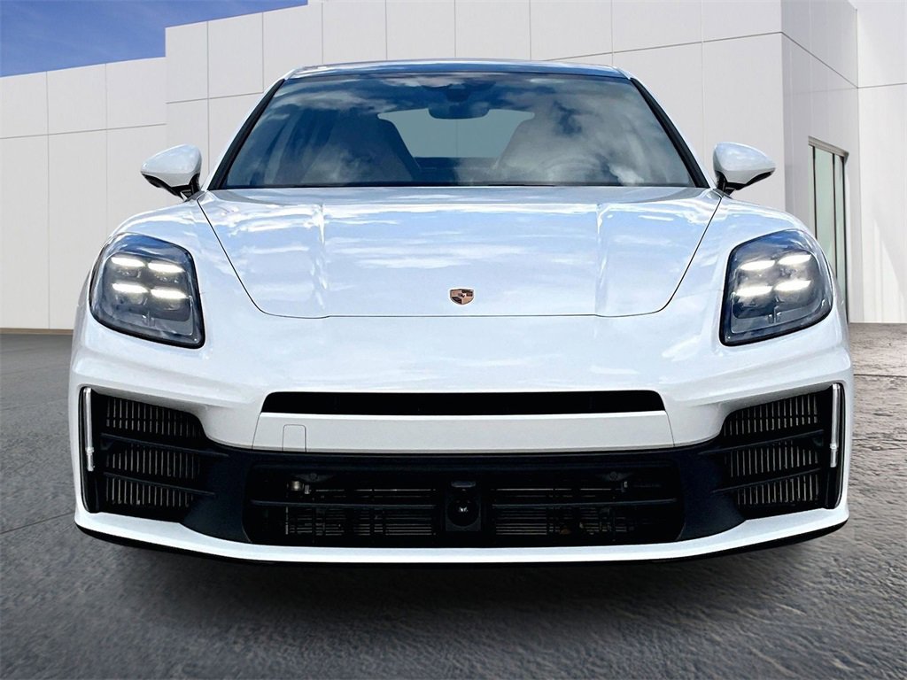 Used 2025 Porsche Panamera 4 image 10