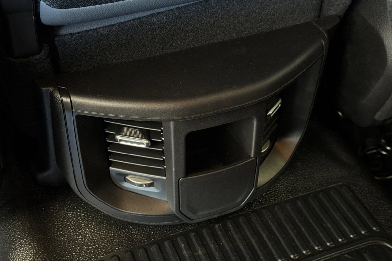 New 2026 RAM 3500 Tradesman w/ Chrome Appearance Group A AWD/4WD image 15