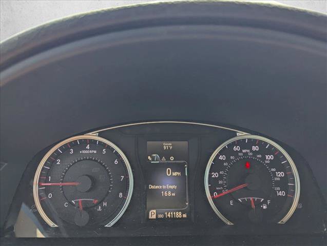 Used 2016 Toyota Camry SE FWD image 9