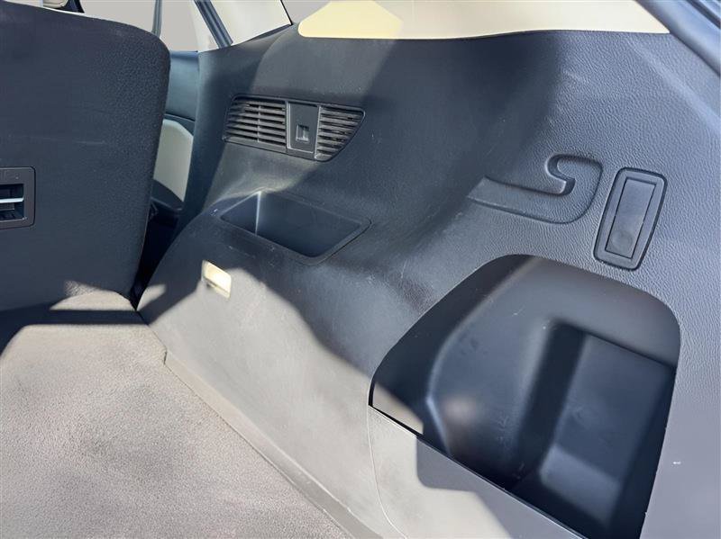 Used 2018 Ford Edge SEL w/ Equipment Group 201A FWD image 36