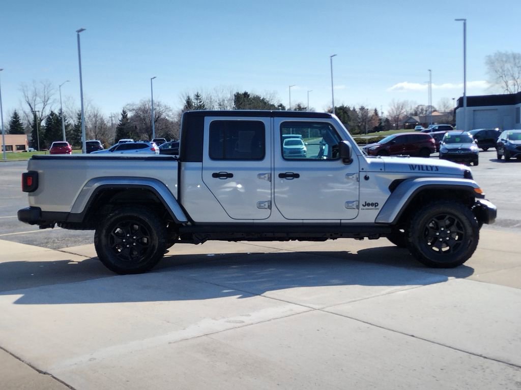 Used 2021 Jeep Gladiator Willys image 17