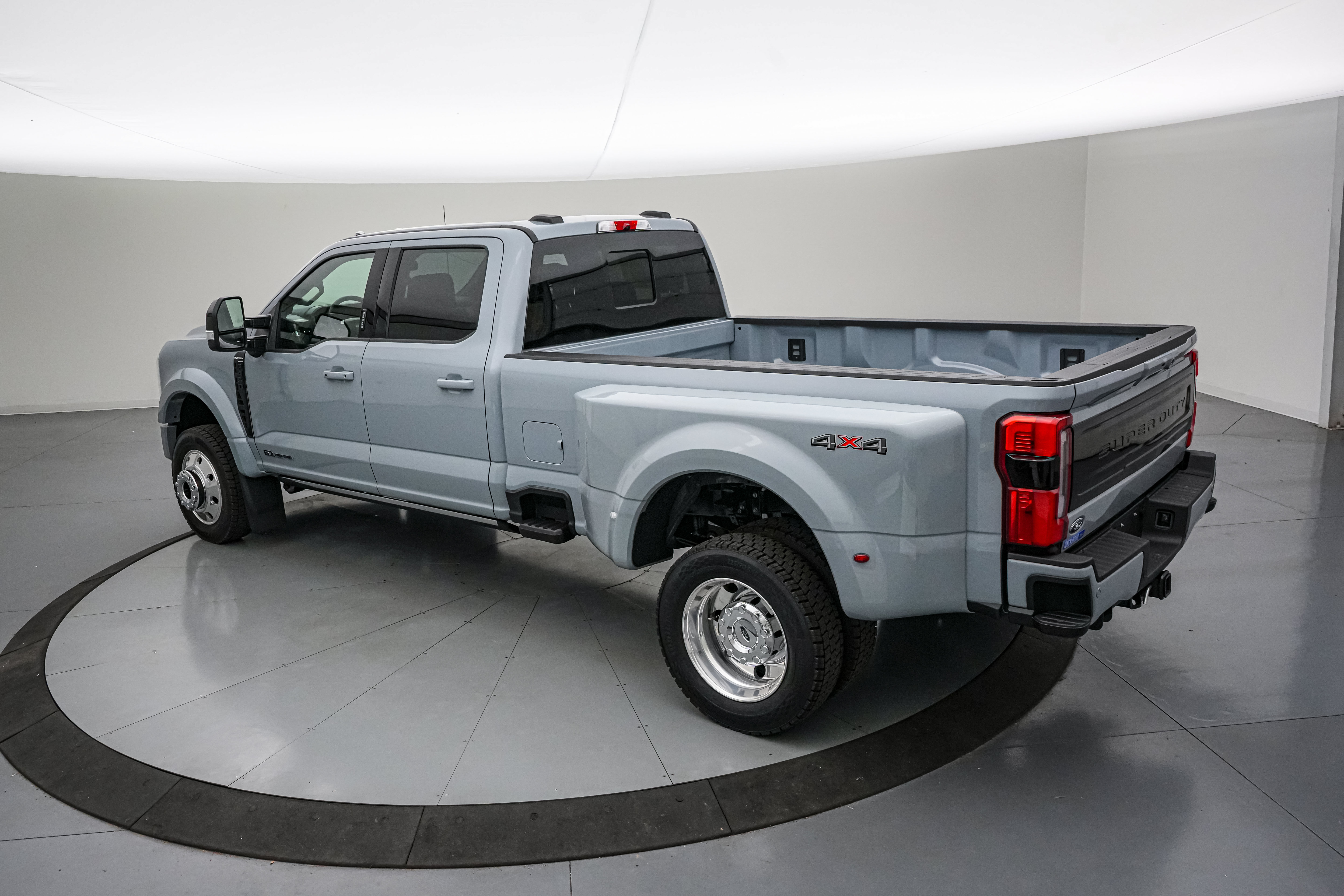 New 2026 Ford F450 Platinum AWD/4WD image 7