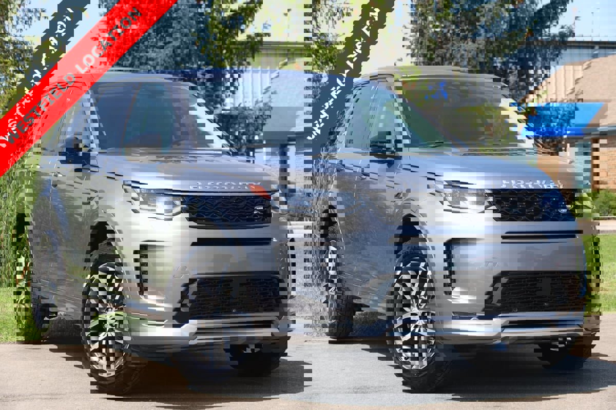 Used 2024 Land Rover Discovery Sport S image 1