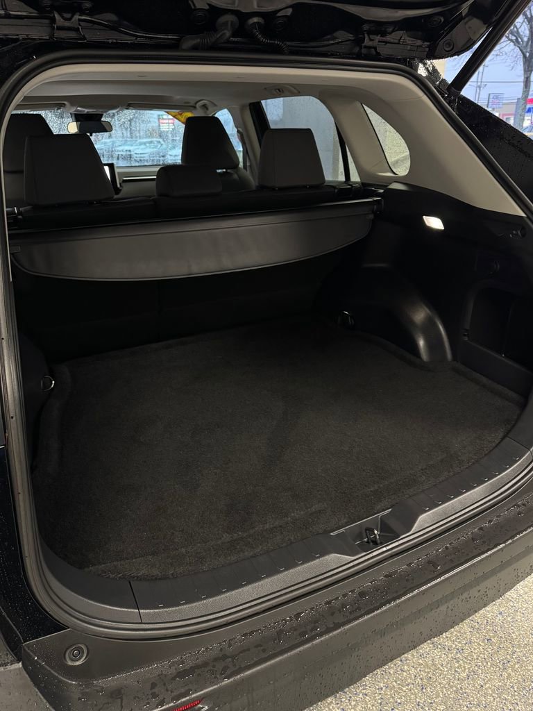 Used 2023 Toyota RAV4 XLE image 28