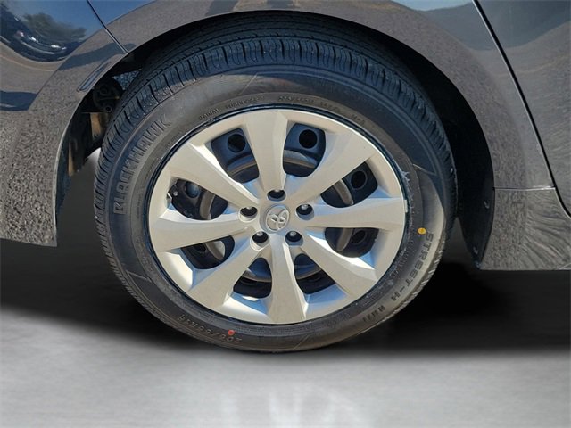 Used 2024 Toyota Corolla LE image 28