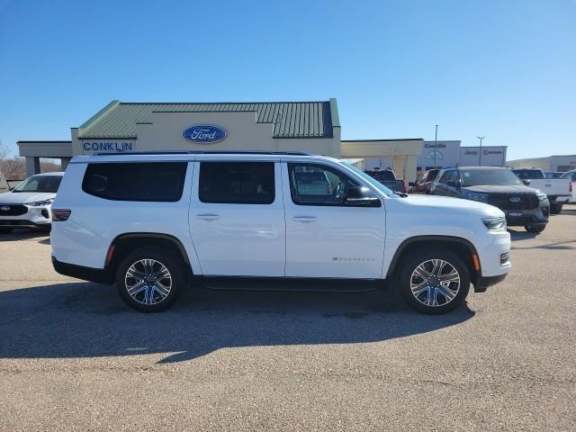 Used 2024 Jeep Wagoneer L Series II image 22