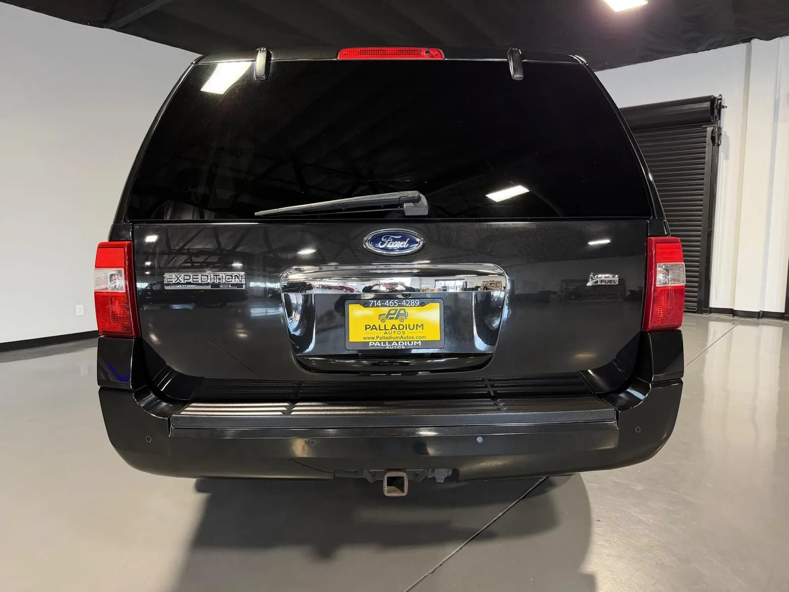Used 2014 Ford Expedition EL Limited w/ Equipment Group 301A RWD image 5