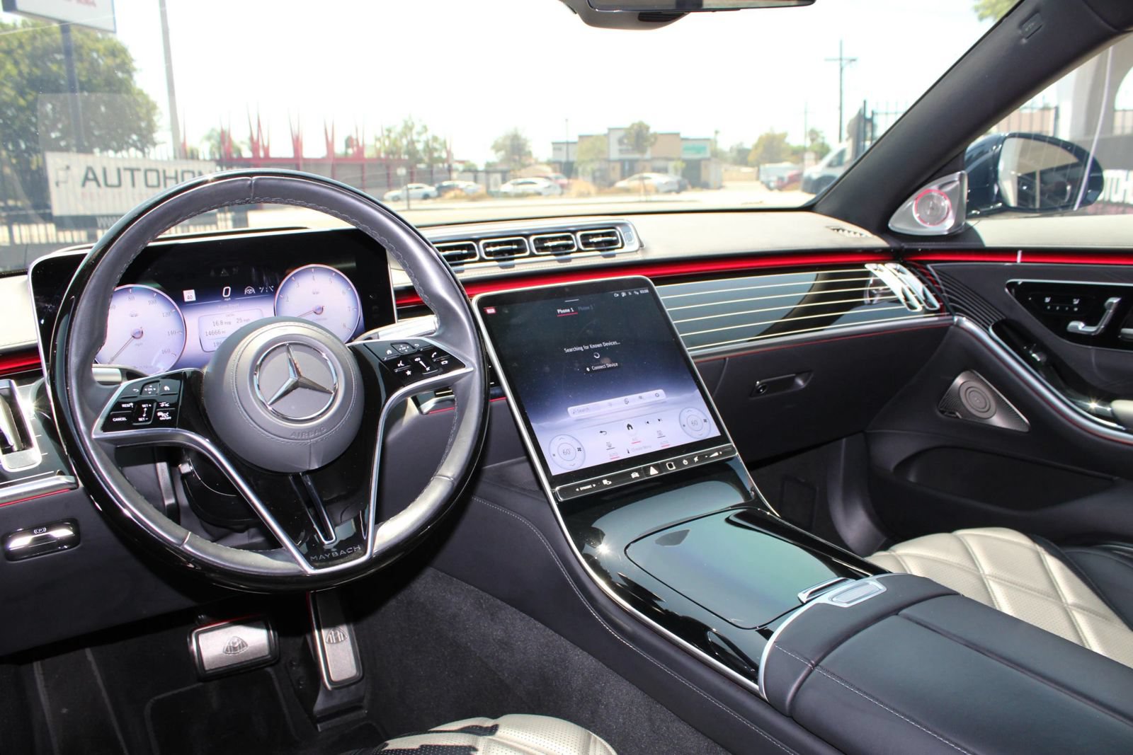 Used 2024 Mercedes-Benz Maybach S 580 4MATIC image 32