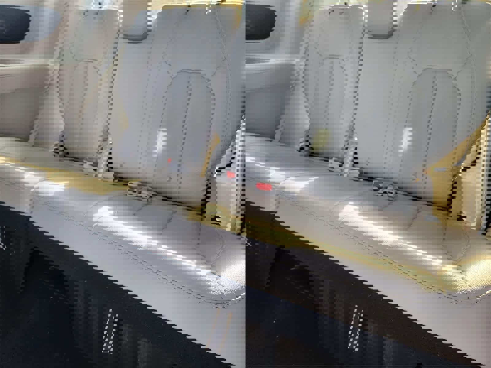 Used 2021 Chrysler Pacifica Touring-L image 29