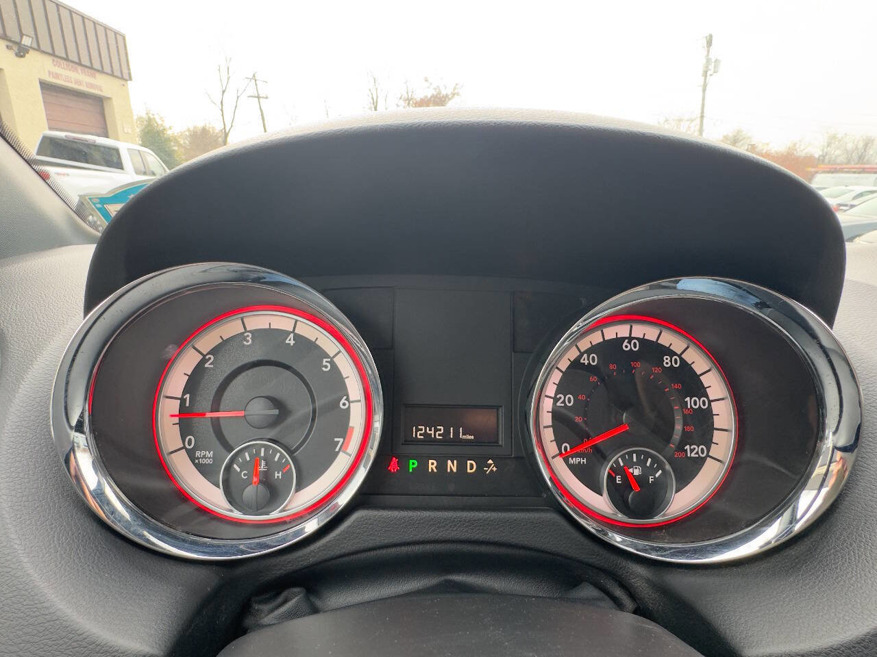 Used 2018 Dodge Grand Caravan SXT image 16