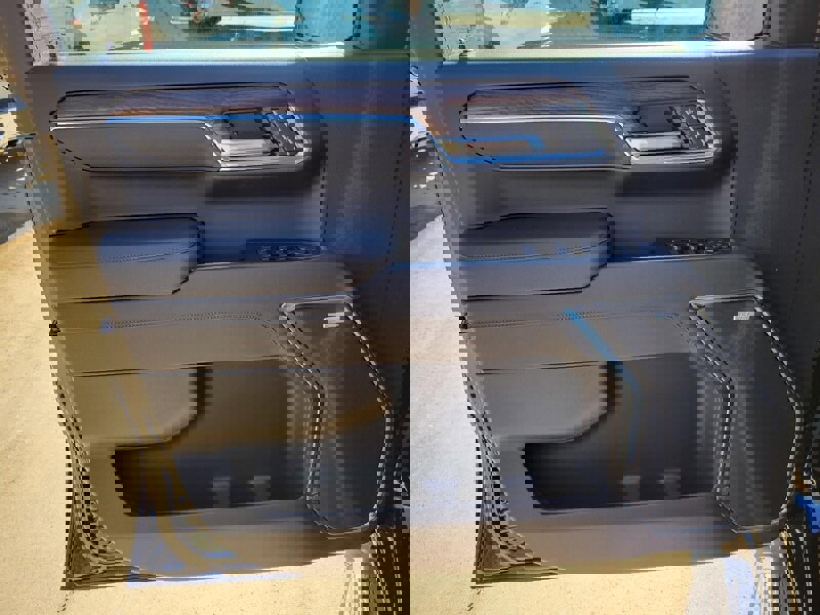 New 2026 GMC Sierra 1500 SLT w/ SLT Premium Plus Package image 21