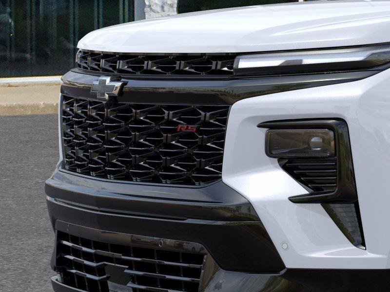 New 2026 Chevrolet Traverse RS w/ LPO, Floor Liner Package AWD/4WD image 13