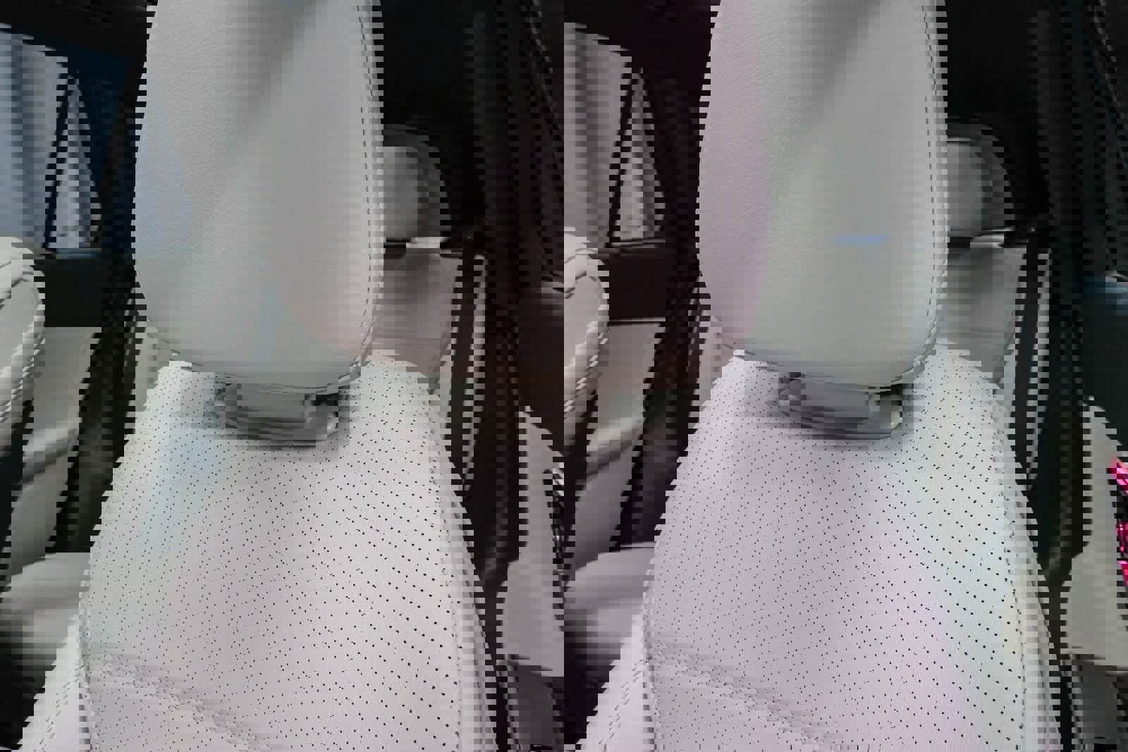 Certified 2025 Mercedes-Benz GLC 300 4MATIC image 21