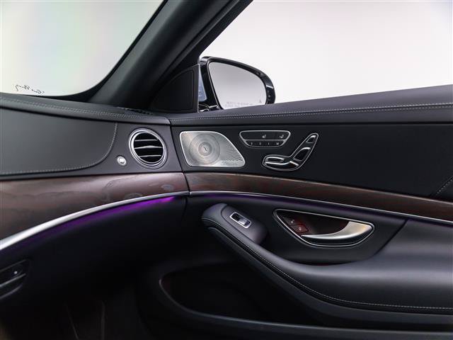 Used 2019 Mercedes-Benz S 450 Sedan image 31