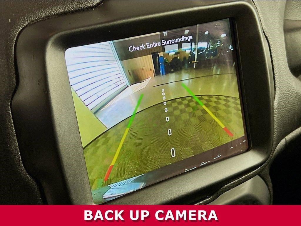 Used 2022 Jeep Renegade Latitude AWD/4WD image 9