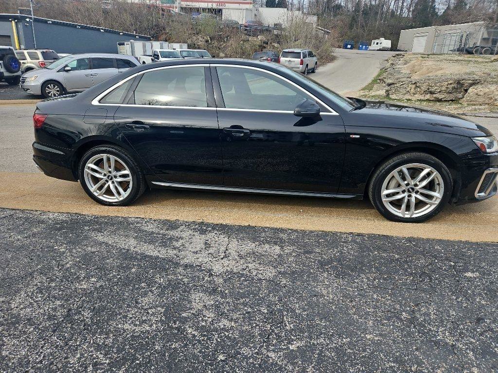 Used 2021 Audi A4 2.0T Premium Plus w/ Premium Plus Package image 4