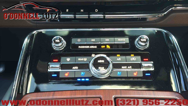 Used 2024 Lincoln Navigator L Reserve AWD/4WD image 35