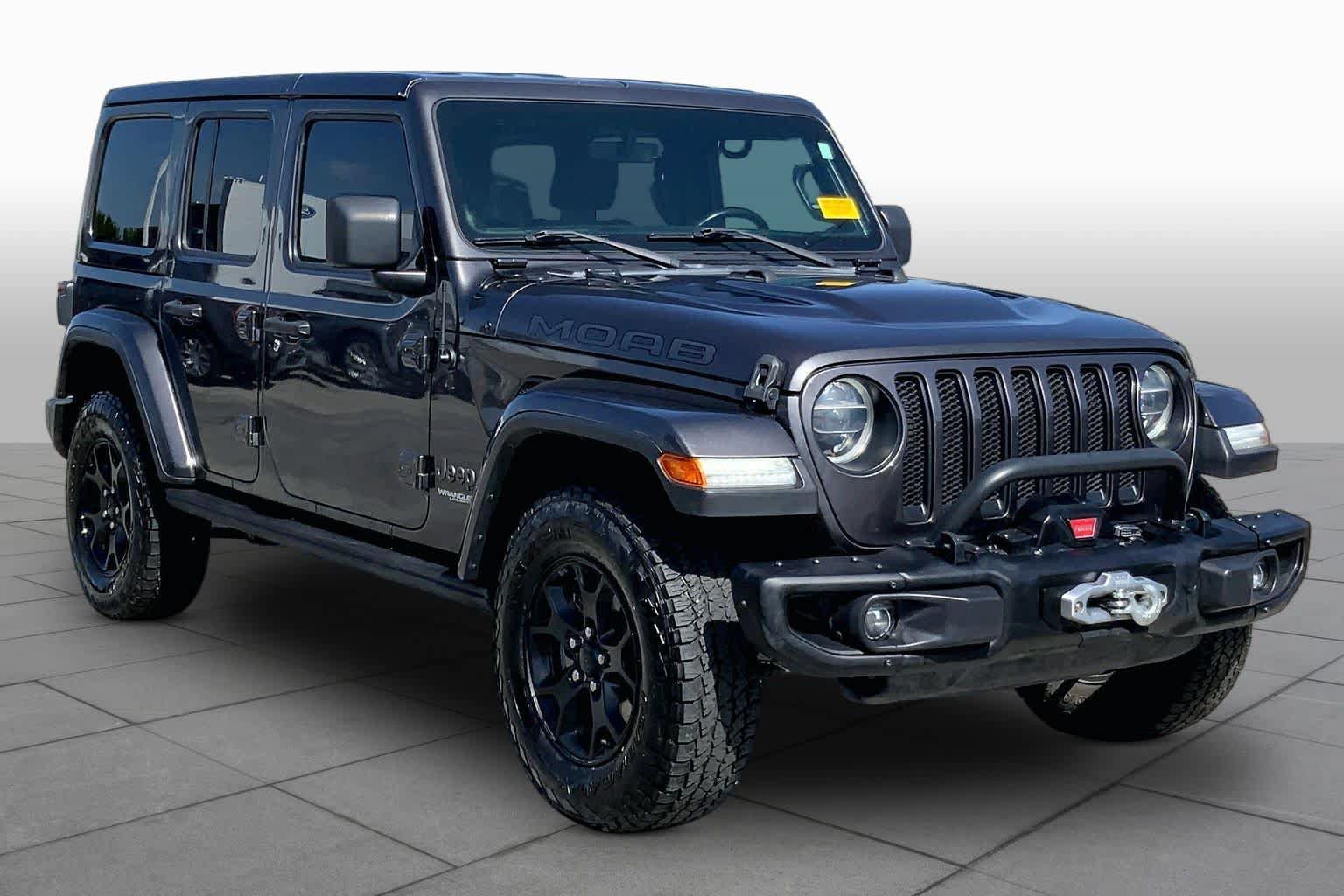 Used 2018 Jeep Wrangler Unlimited Sahara w/ Quick Order Package 24M Moab AWD/4WD image 3