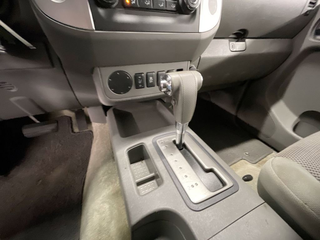 Used 2015 Nissan Frontier SV w/ SV Value Truck Package image 15