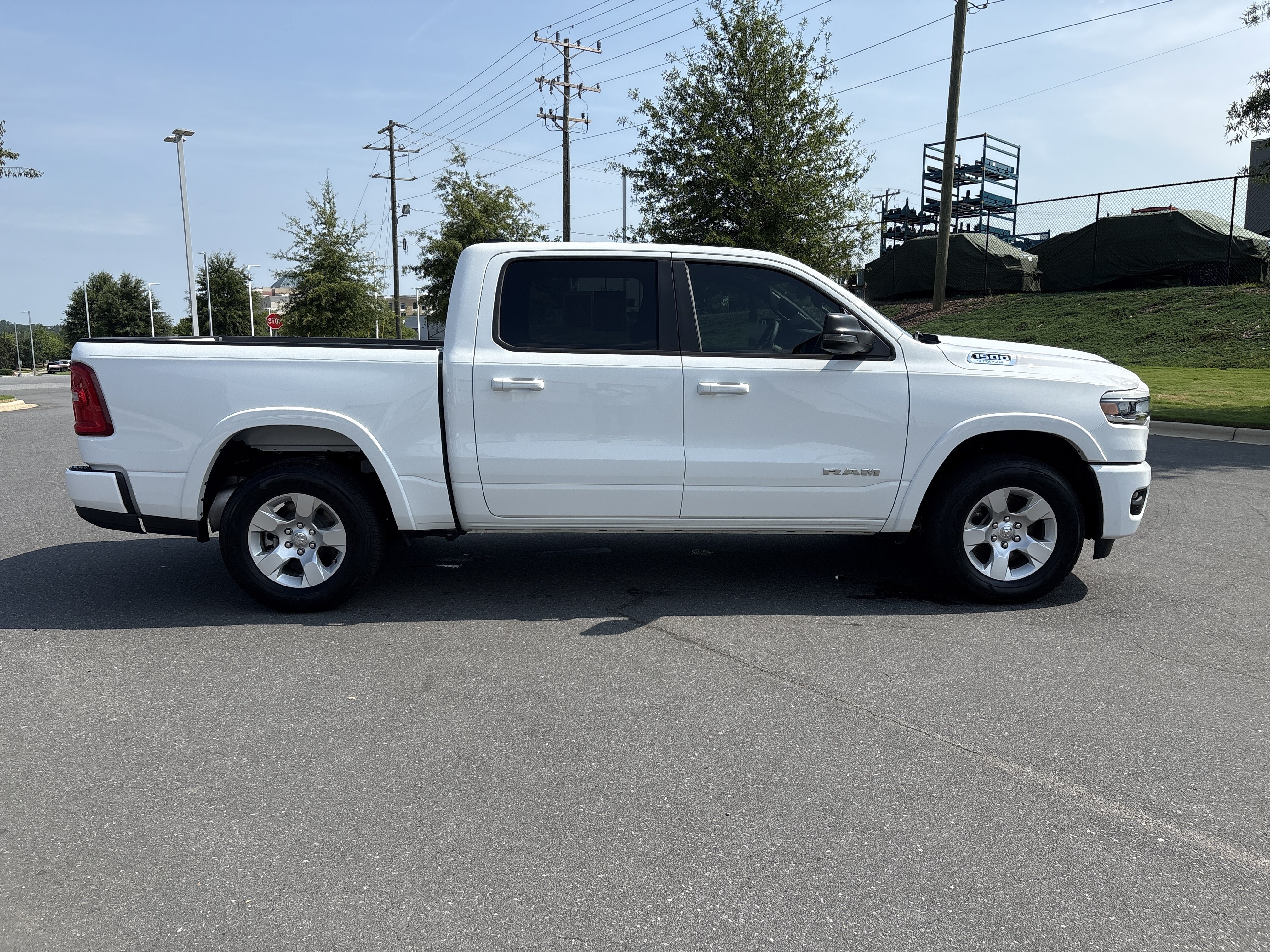 Used 2025 RAM 1500 Big Horn AWD/4WD image 10