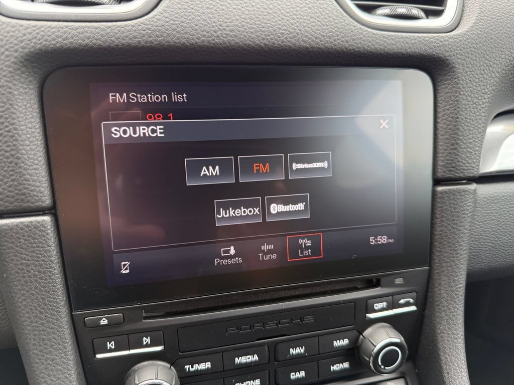 Used 2019 Porsche 718 Cayman RWD image 23